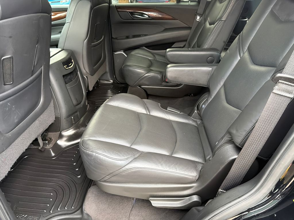 Thumbnail: 2020 Cadillac Escalade - 24