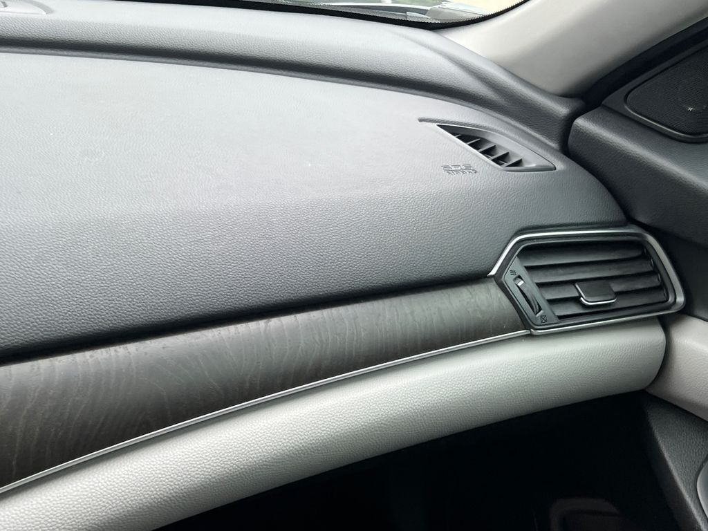 Thumbnail: 2019 Honda Accord - 34