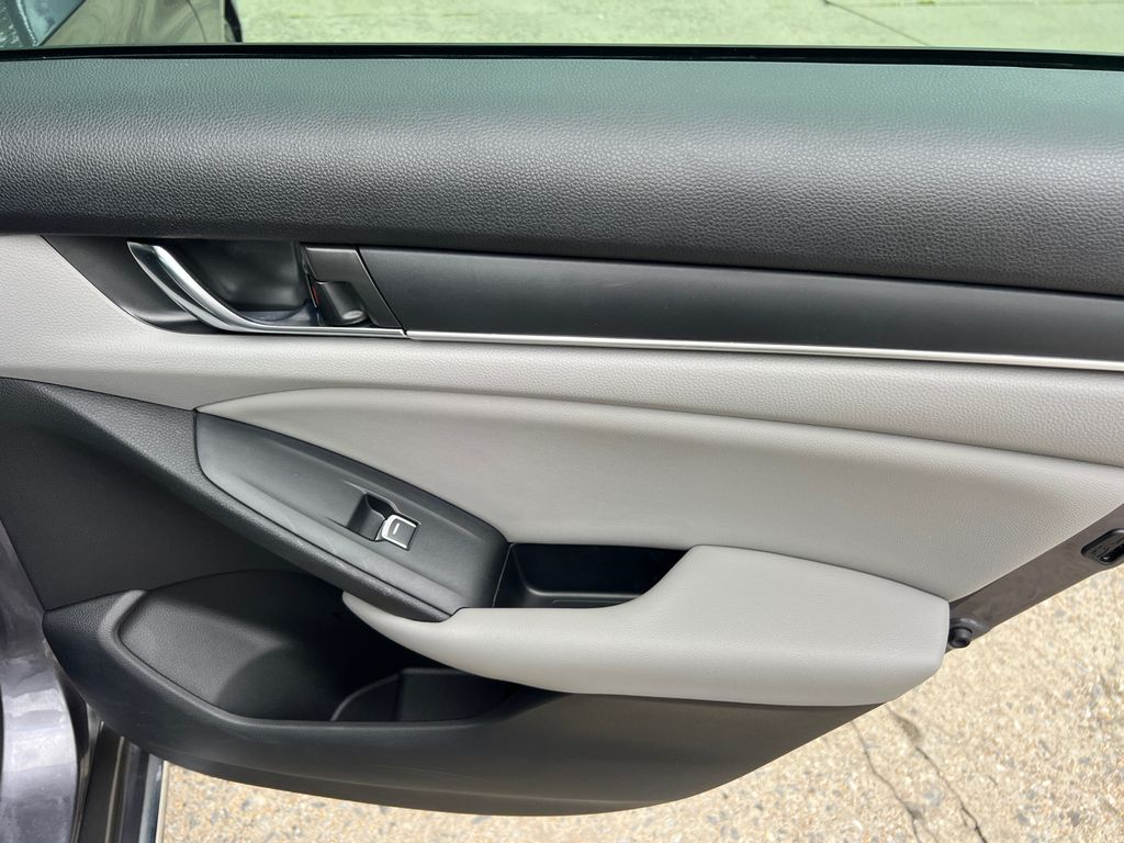 Thumbnail: 2019 Honda Accord - 23
