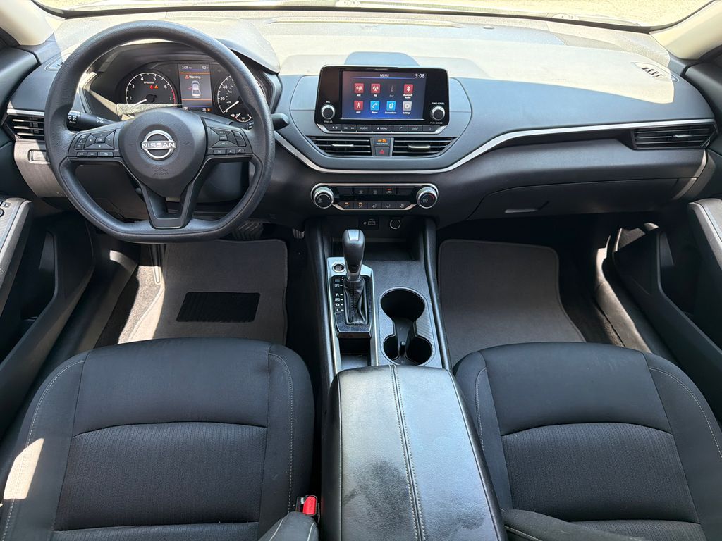 Thumbnail: 2023 Nissan Altima - 7