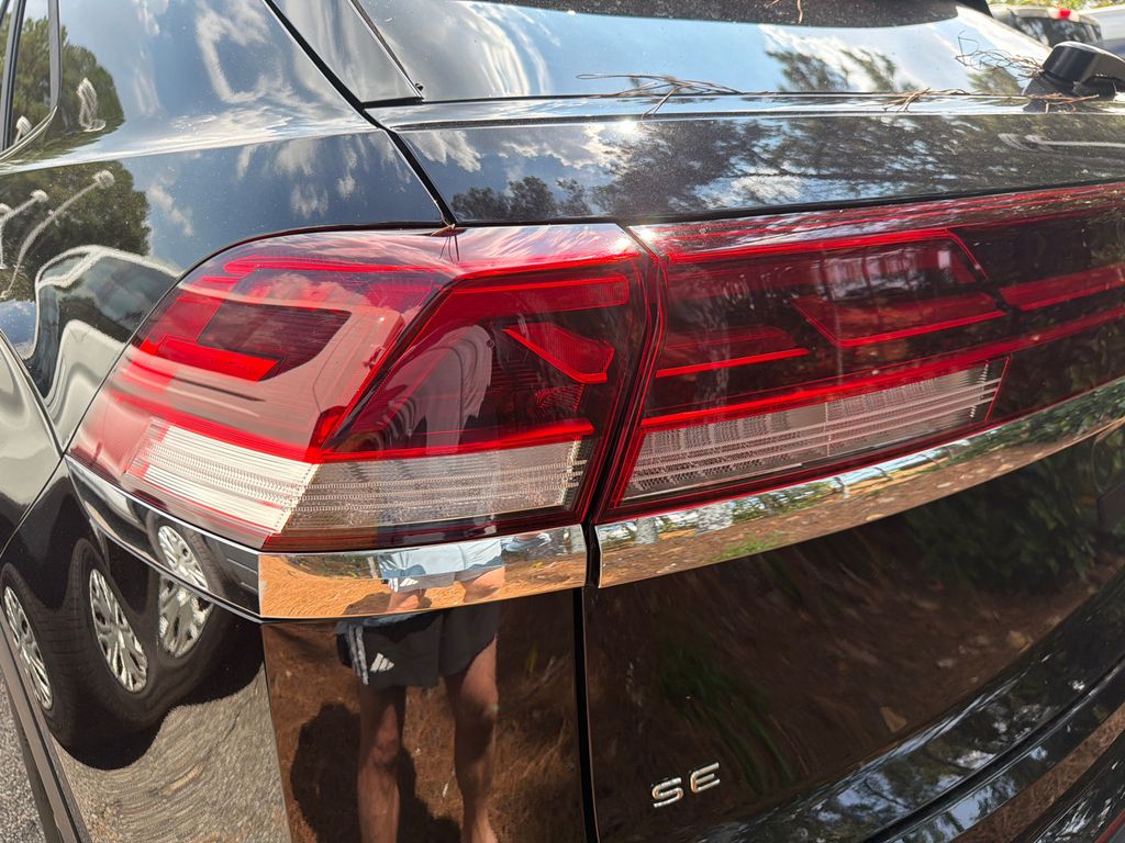 Thumbnail: 2024 Volkswagen Atlas - 10