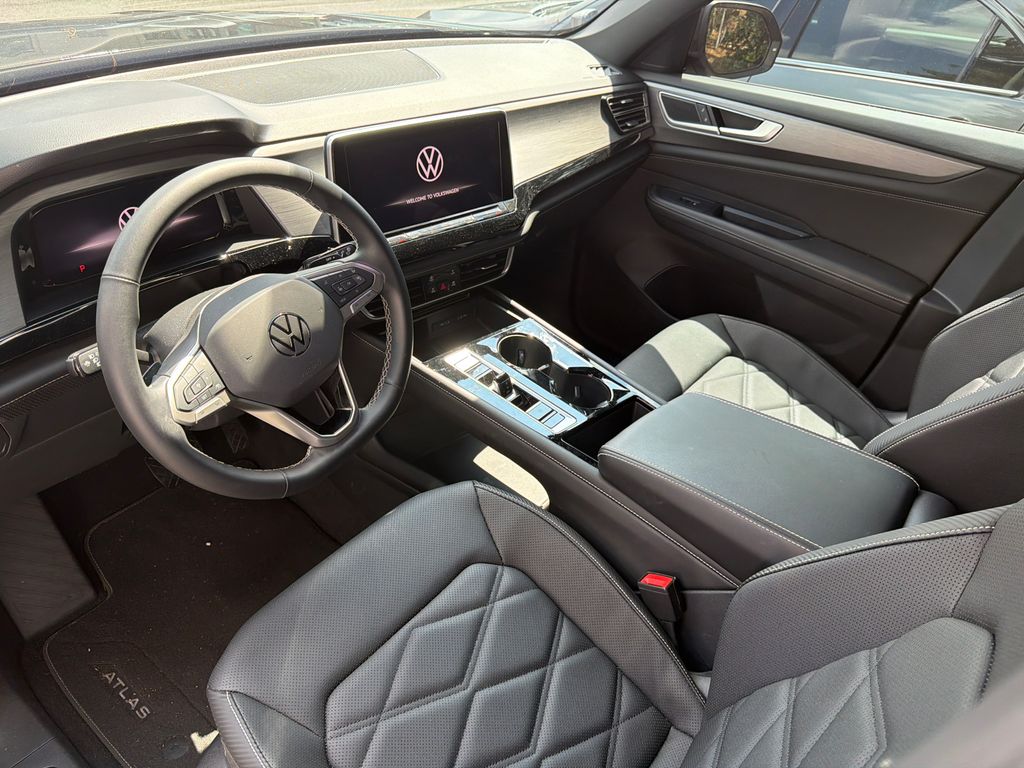 Thumbnail: 2024 Volkswagen Atlas - 2