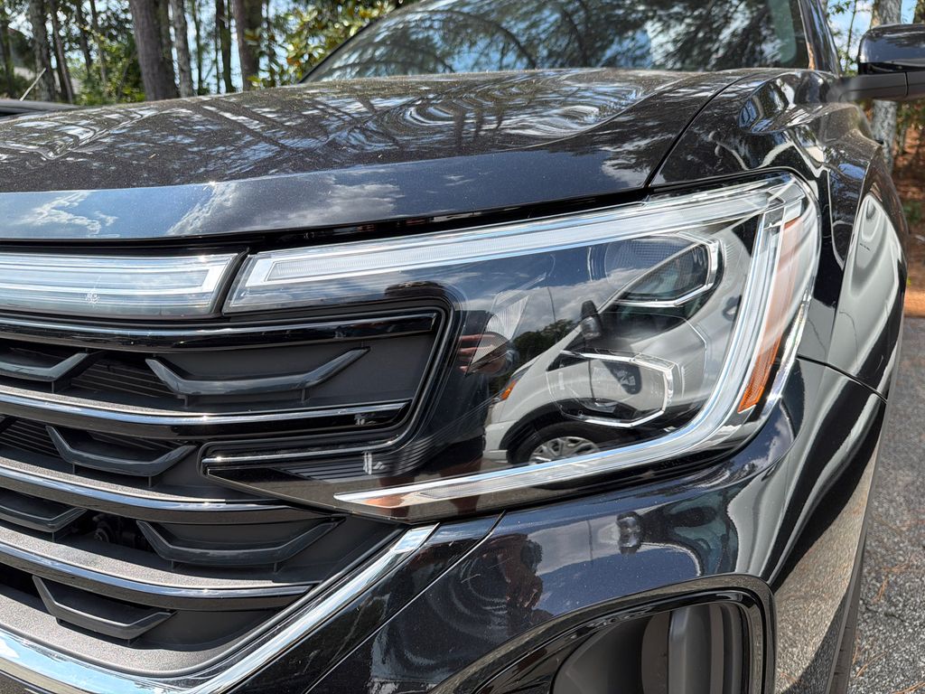 Thumbnail: 2024 Volkswagen Atlas - 9