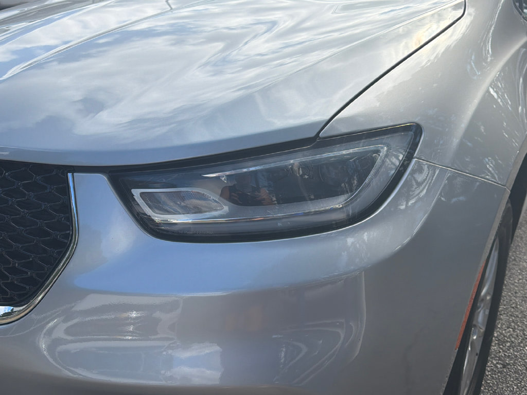 Thumbnail: 2024 Chrysler Pacifica - 6