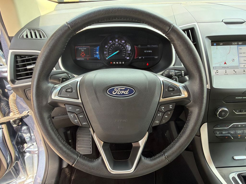 Thumbnail: 2018 Ford Edge - 26