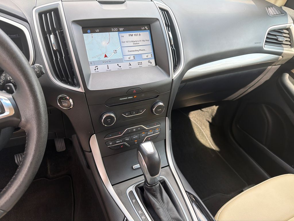 Thumbnail: 2018 Ford Edge - 14