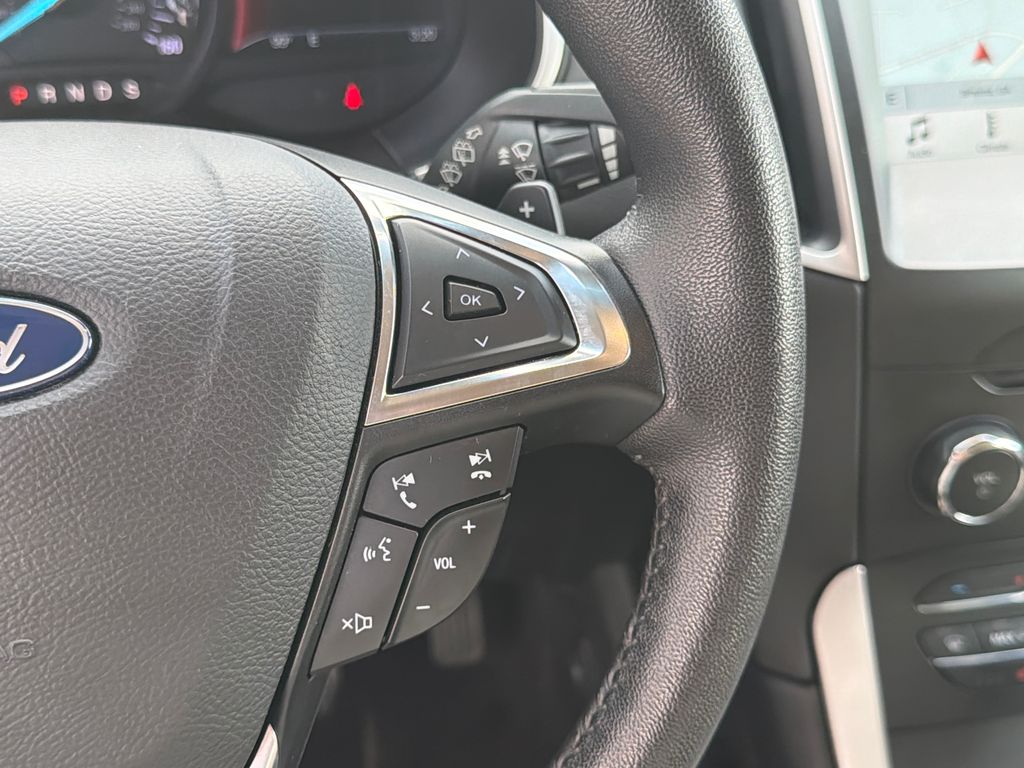 Thumbnail: 2018 Ford Edge - 28