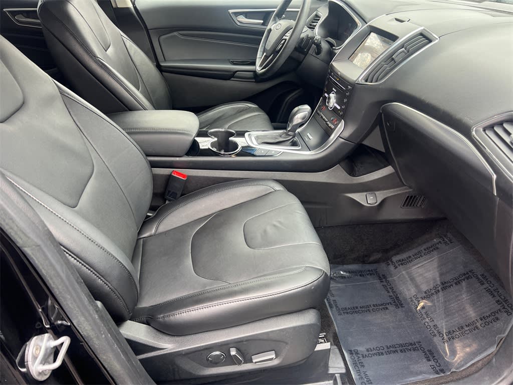 2018 Ford Edge Titanium 22