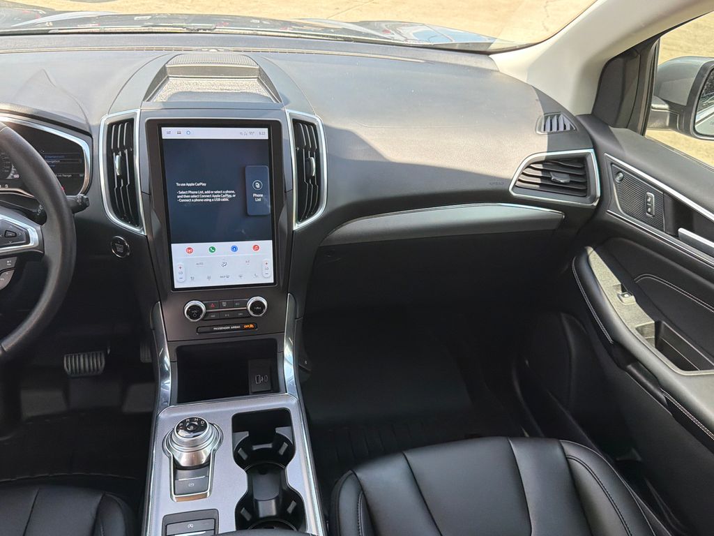 Thumbnail: 2021 Ford Edge - 13