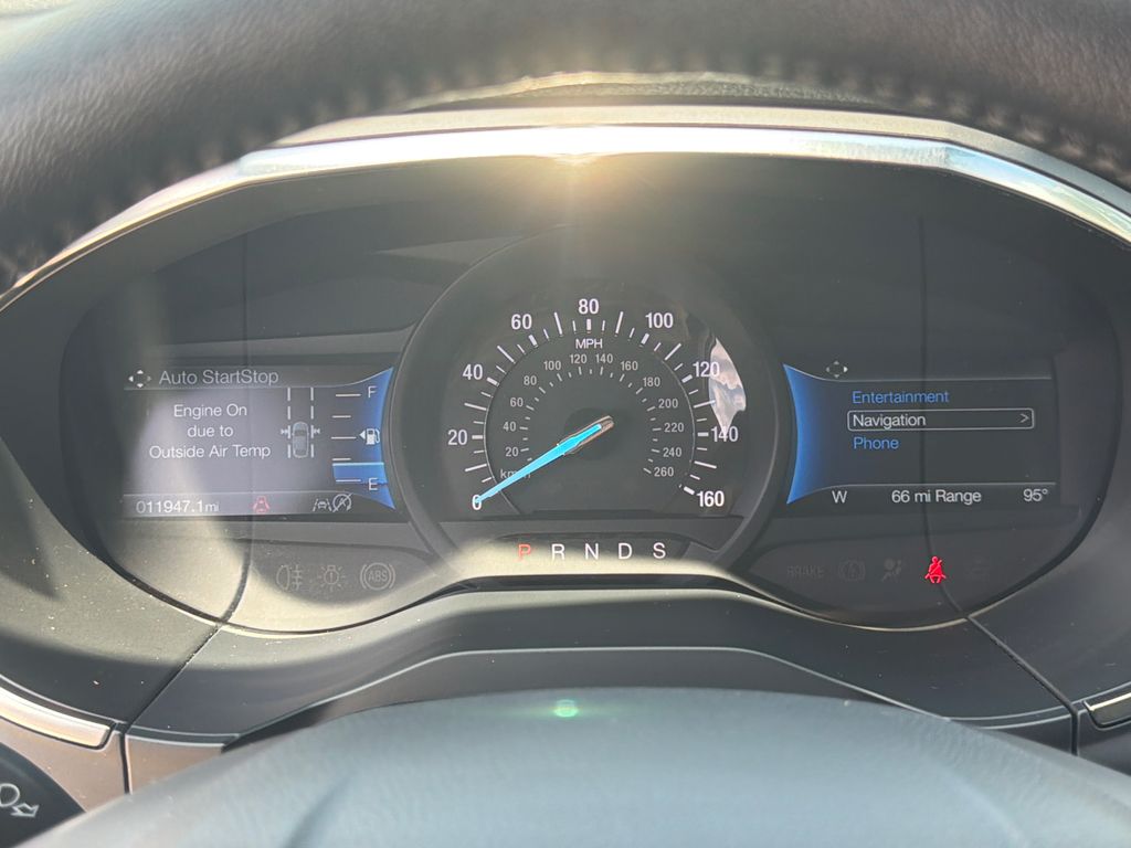 Thumbnail: 2021 Ford Edge - 16