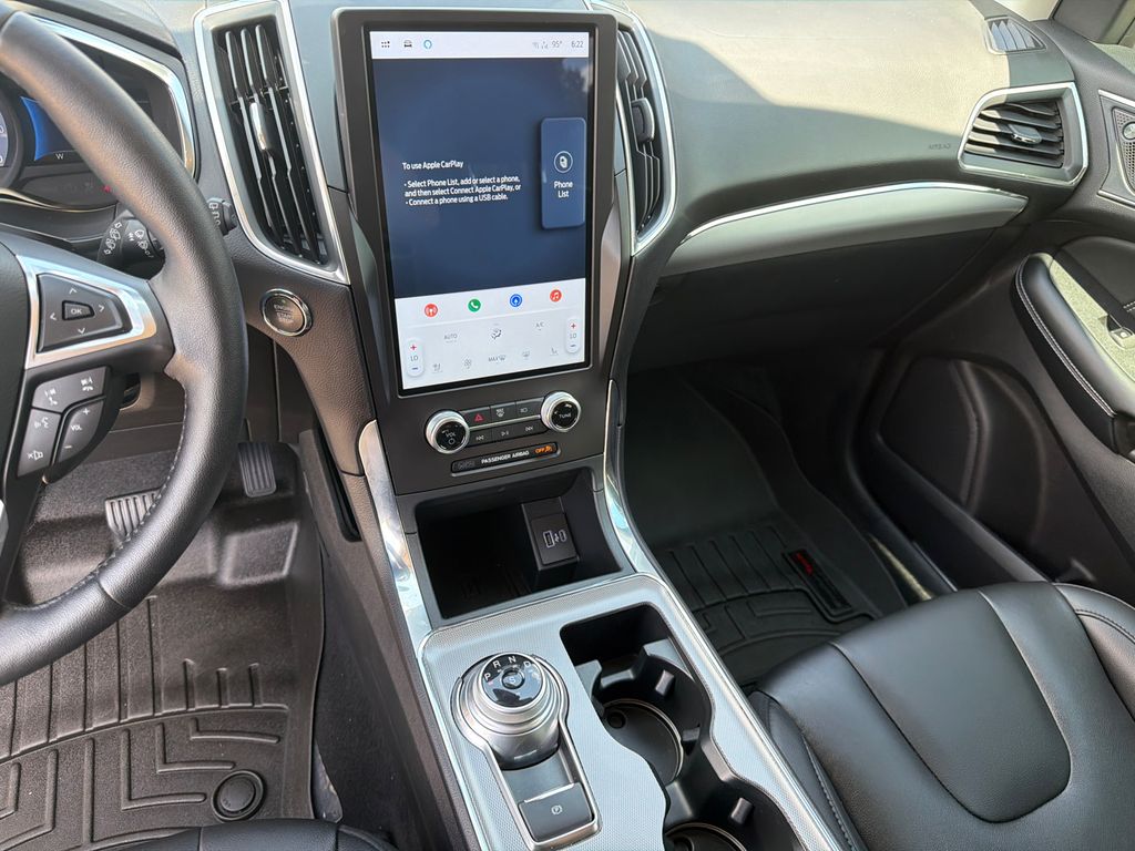 Thumbnail: 2021 Ford Edge - 29