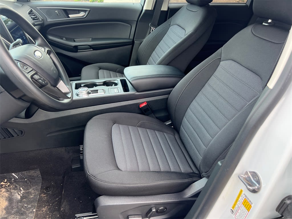 Thumbnail: 2024 Ford Edge - 9
