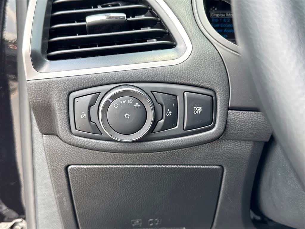 Thumbnail: 2024 Ford Edge - 32