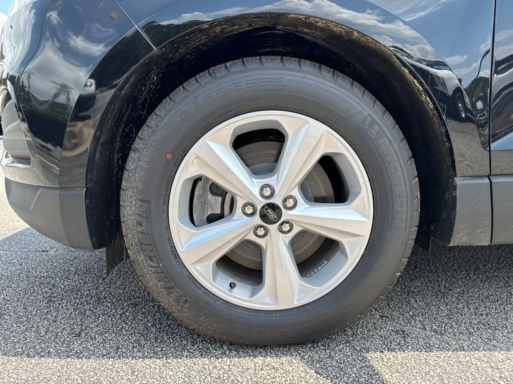 Thumbnail: 2024 Ford Edge - 7