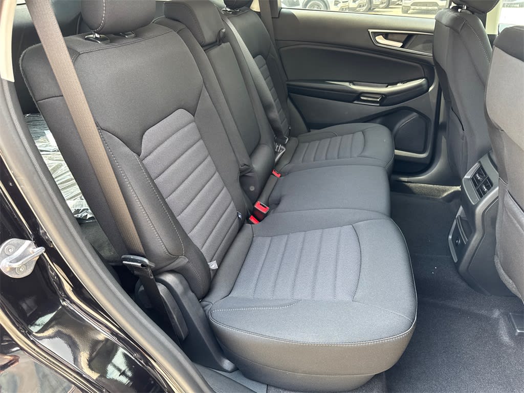Thumbnail: 2024 Ford Edge - 10