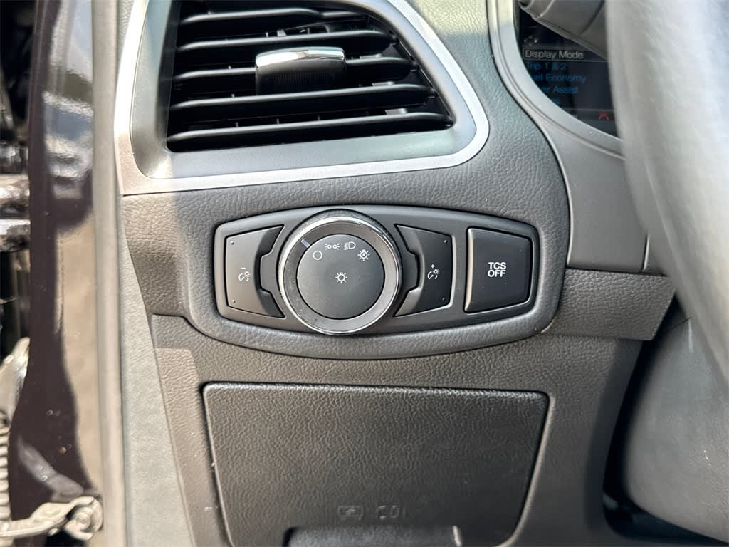 Thumbnail: 2024 Ford Edge - 32