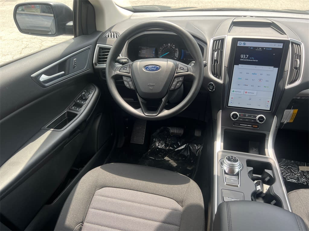 Thumbnail: 2024 Ford Edge - 2