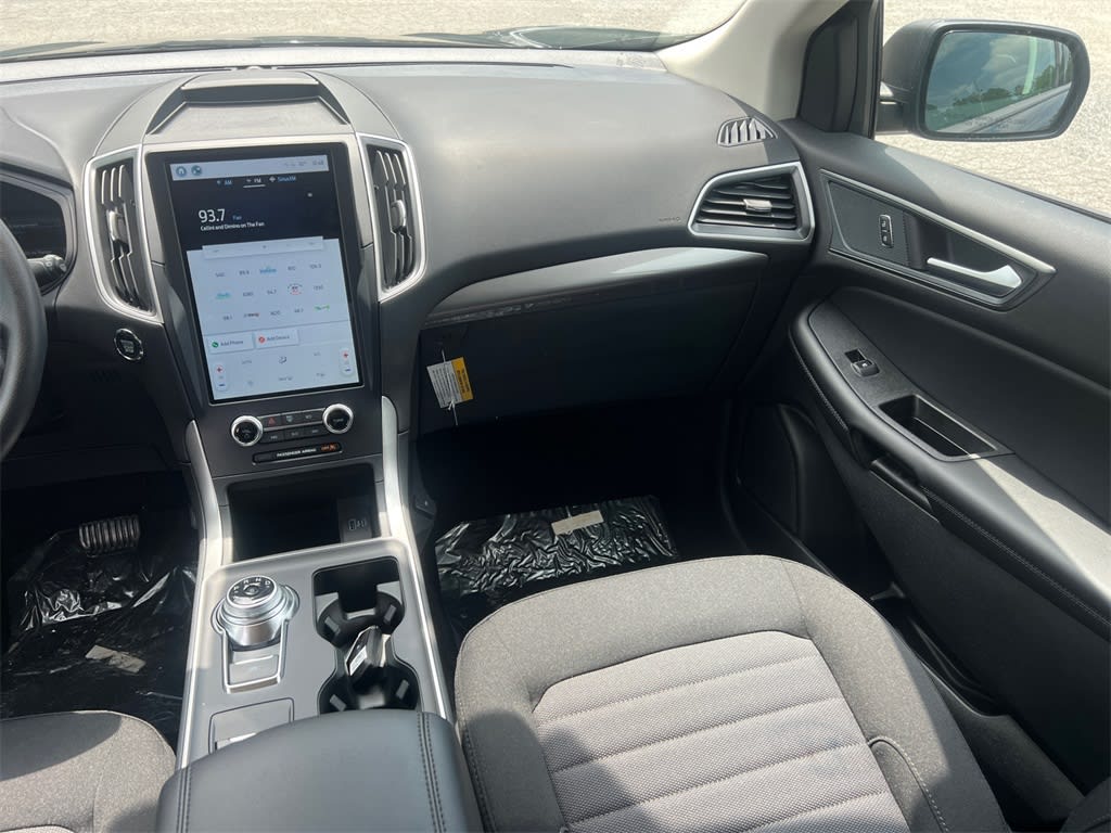 Thumbnail: 2024 Ford Edge - 11