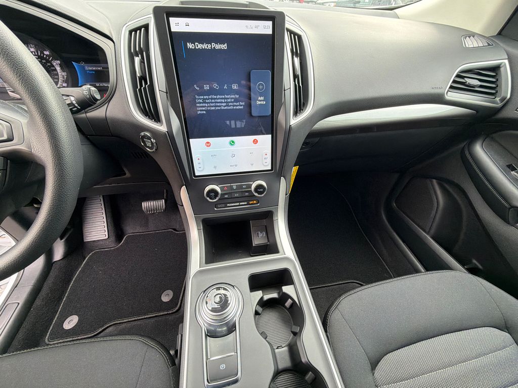 Thumbnail: 2024 Ford Edge - 27
