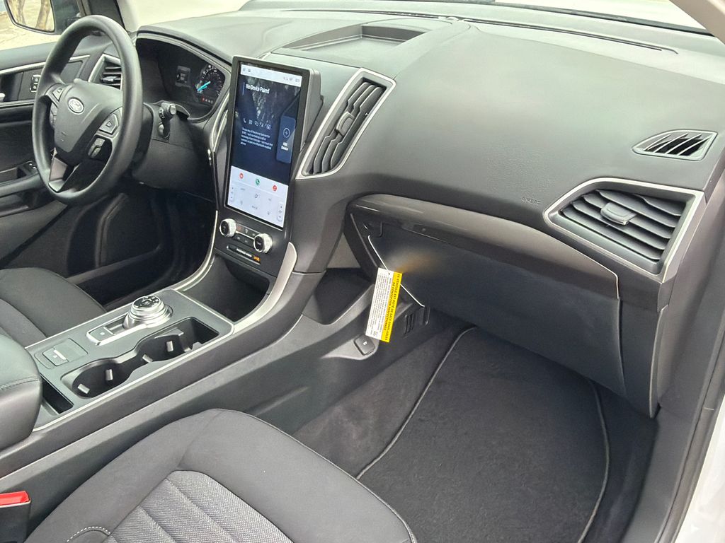 Thumbnail: 2024 Ford Edge - 2