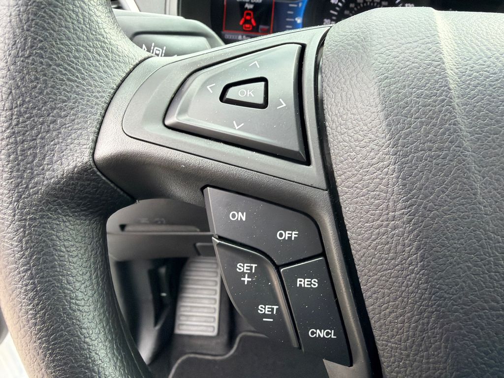 Thumbnail: 2024 Ford Edge - 25