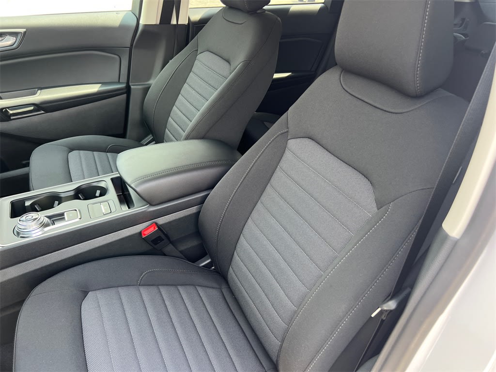 Thumbnail: 2024 Ford Edge - 10