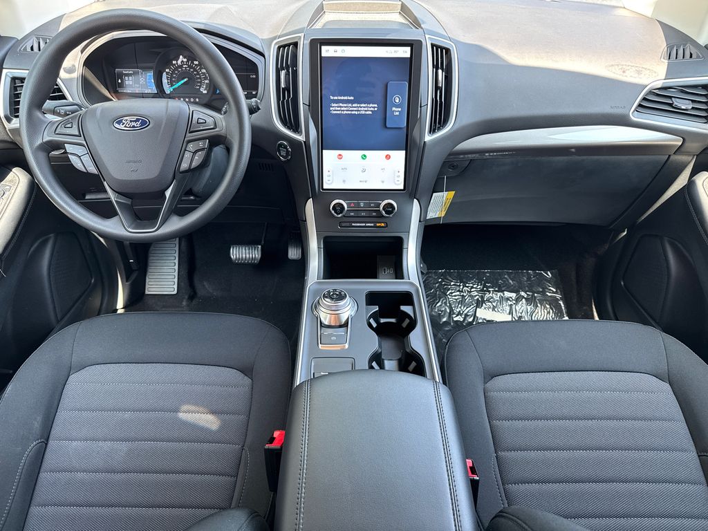 Thumbnail: 2024 Ford Edge - 8