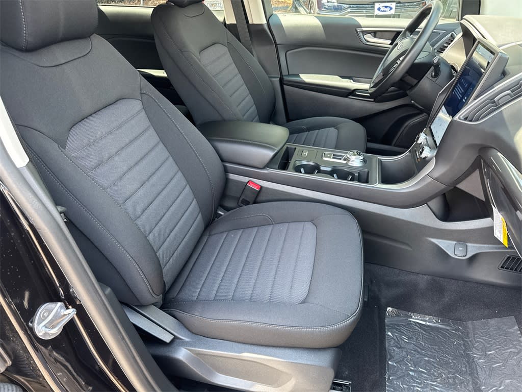 Thumbnail: 2024 Ford Edge - 10
