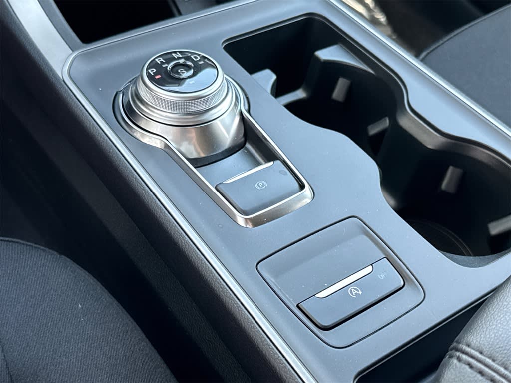 Thumbnail: 2024 Ford Edge - 15
