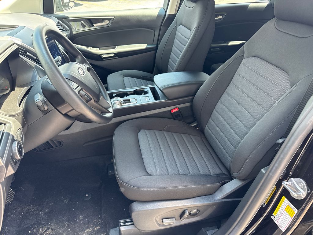 Thumbnail: 2024 Ford Edge - 9