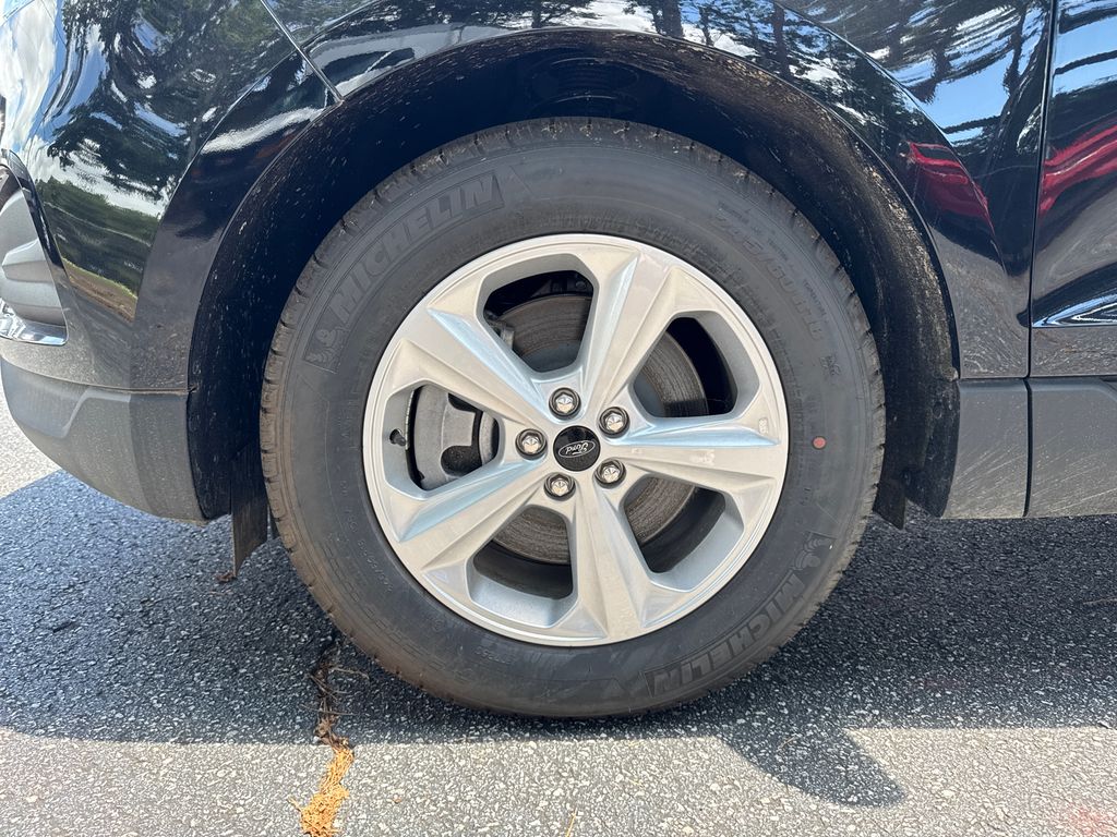 Thumbnail: 2024 Ford Edge - 7