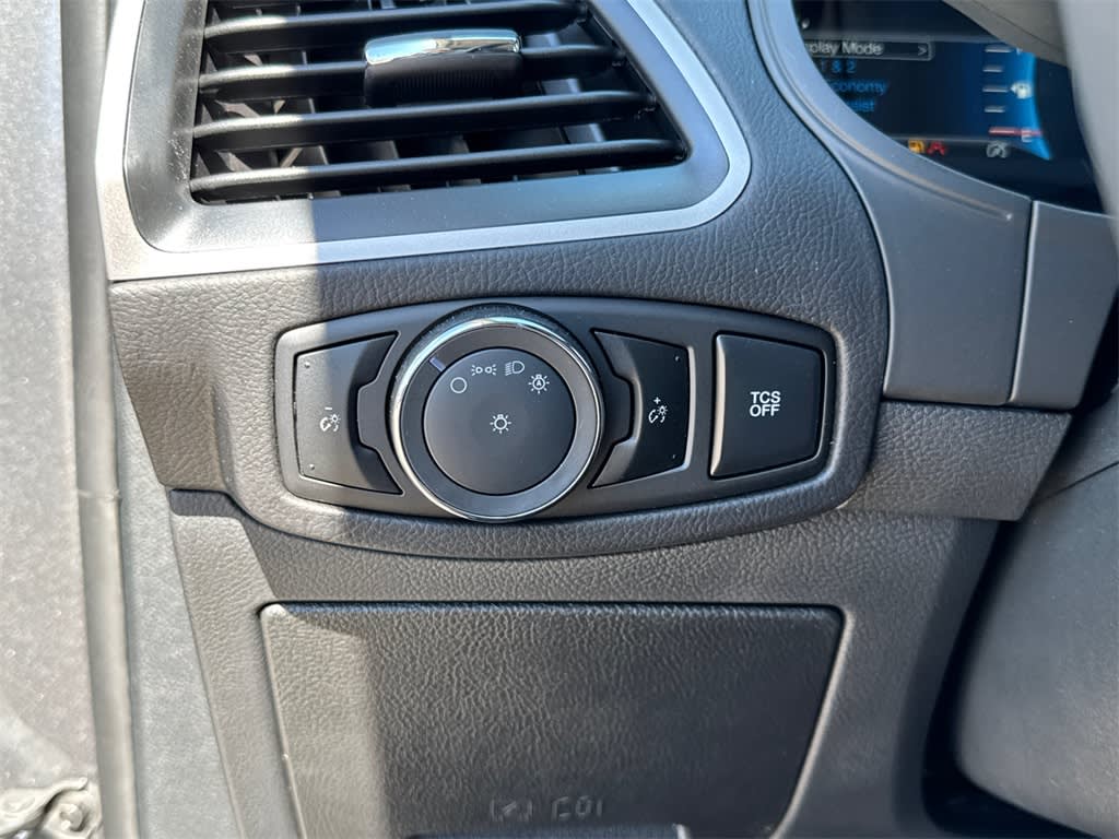 Thumbnail: 2024 Ford Edge - 31