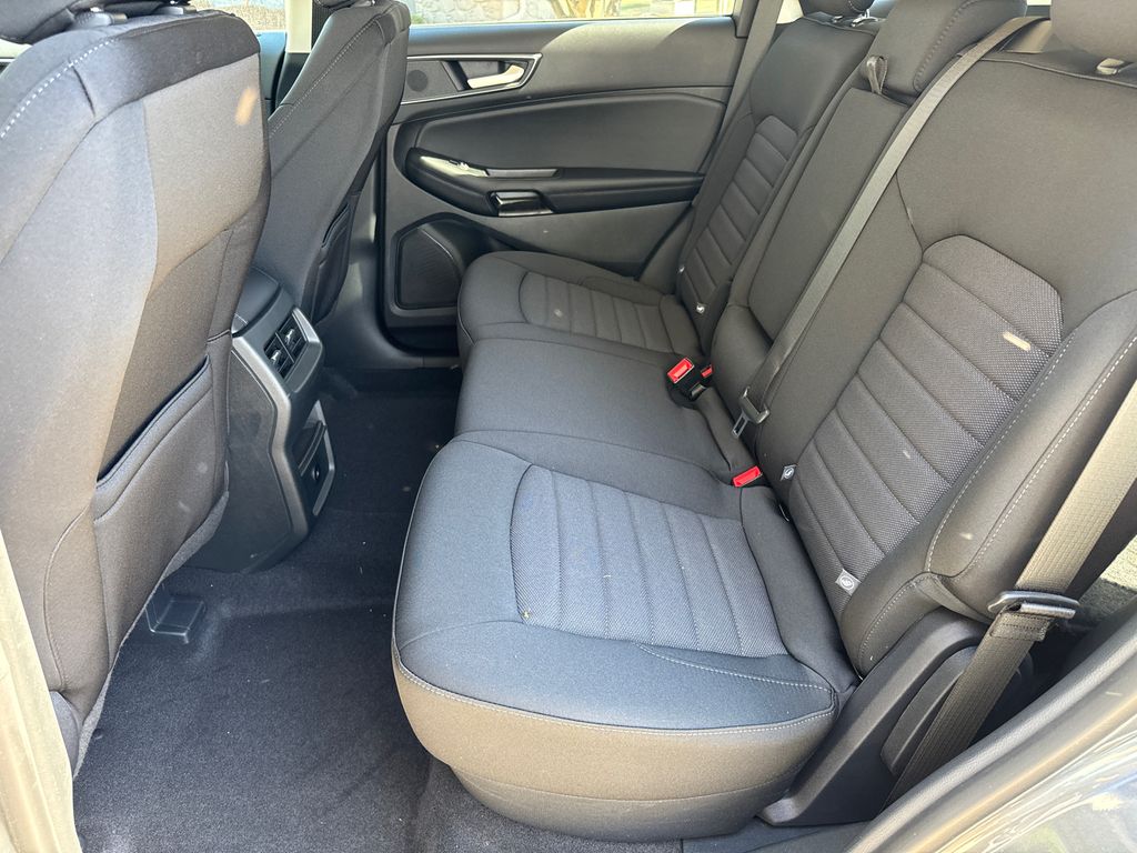 Thumbnail: 2024 Ford Edge - 24