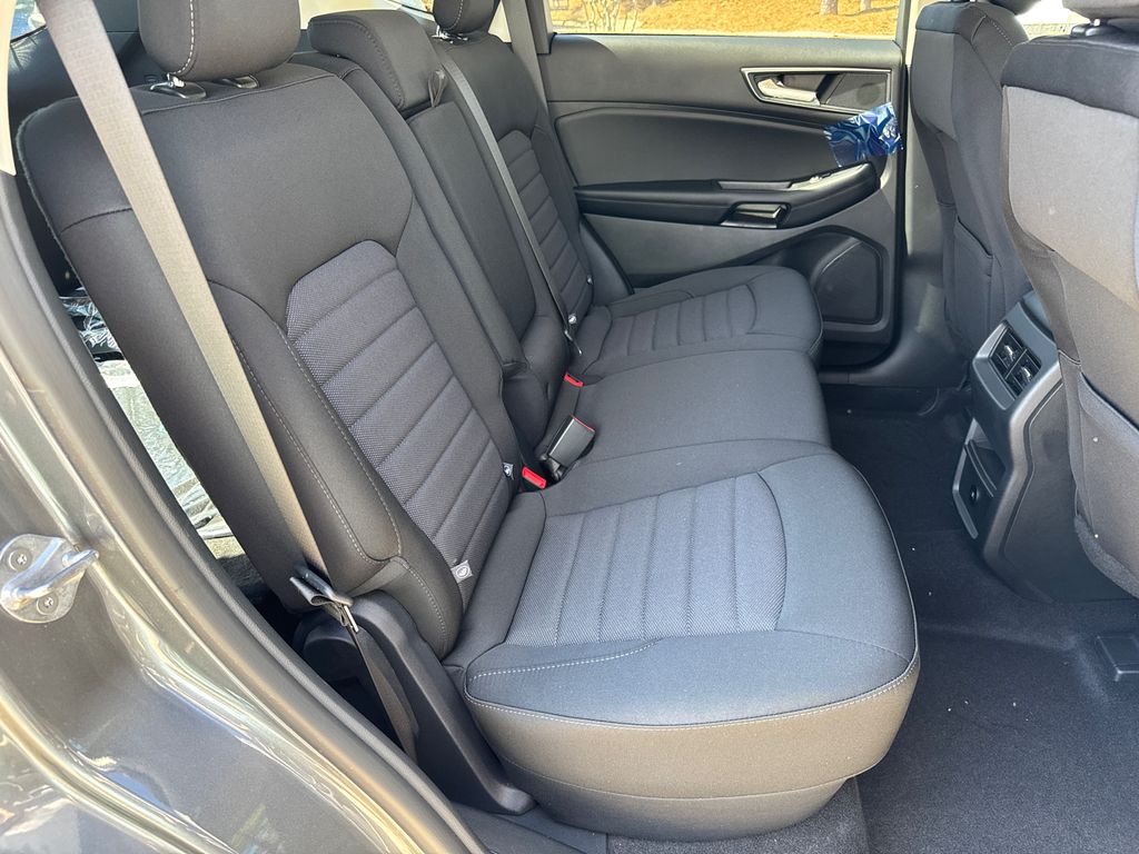 Thumbnail: 2024 Ford Edge - 11