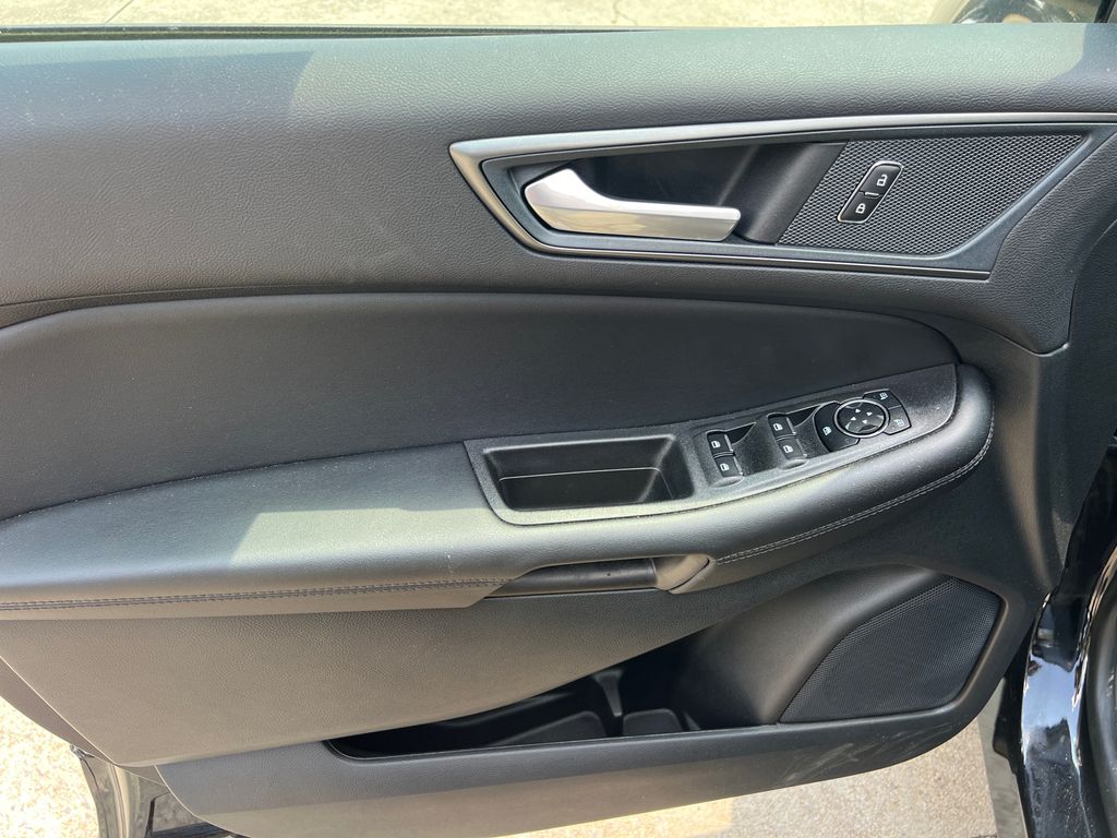 Thumbnail: 2024 Ford Edge - 23