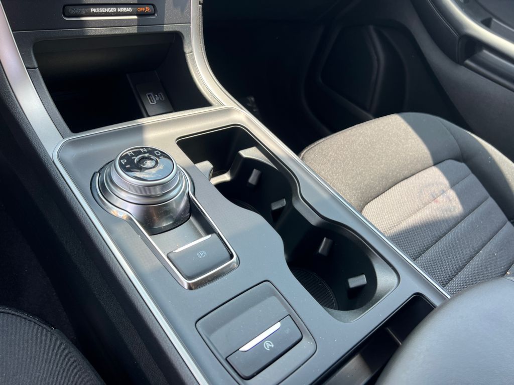 Thumbnail: 2024 Ford Edge - 15