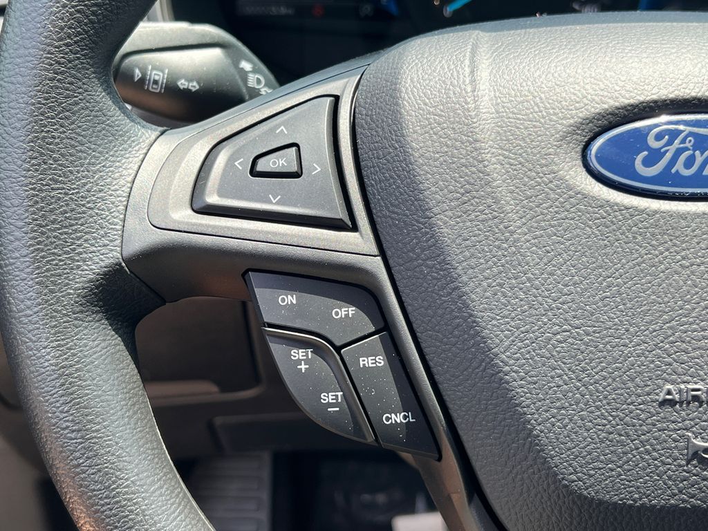 Thumbnail: 2024 Ford Edge - 25