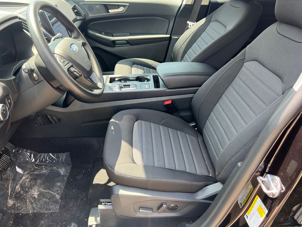 Thumbnail: 2024 Ford Edge - 9