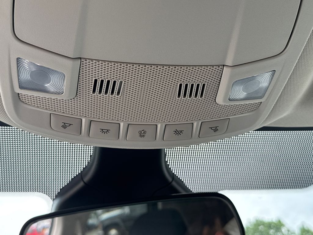 Thumbnail: 2024 Ford Edge - 31