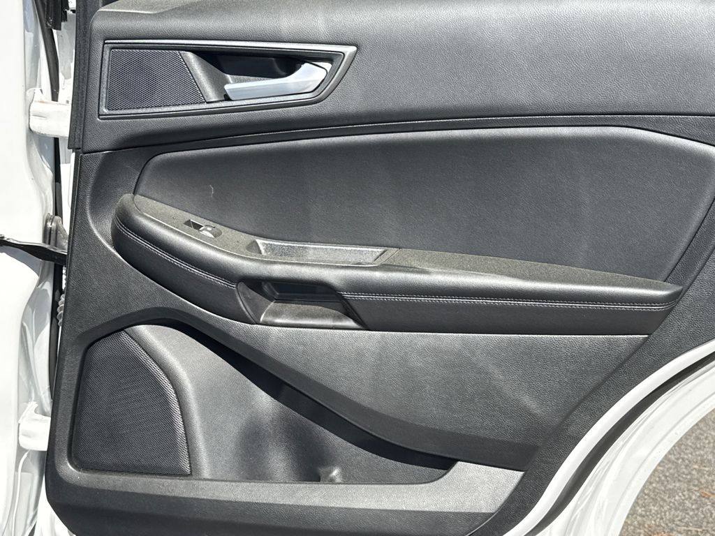 Thumbnail: 2024 Ford Edge - 22