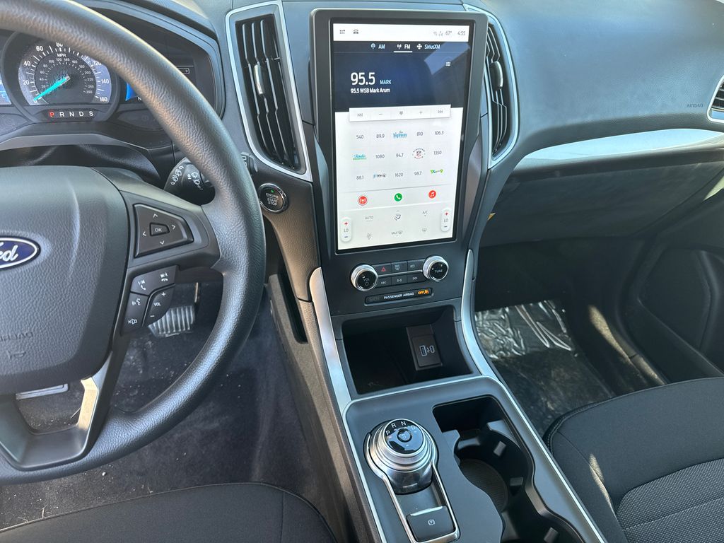 Thumbnail: 2024 Ford Edge - 27