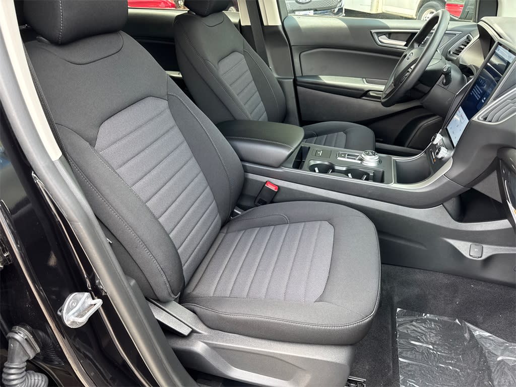 Thumbnail: 2024 Ford Edge - 10