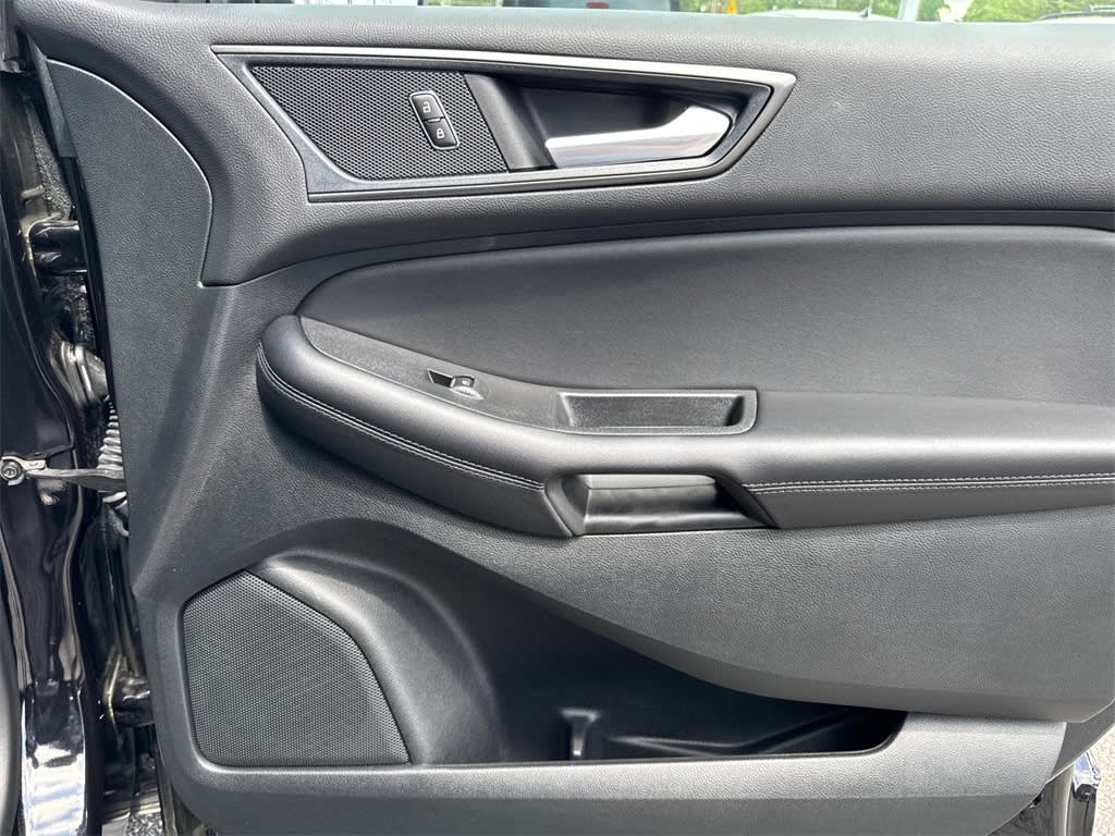 Thumbnail: 2024 Ford Edge - 23