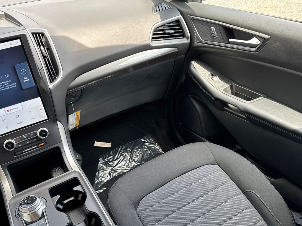 Thumbnail: 2024 Ford Edge - 12