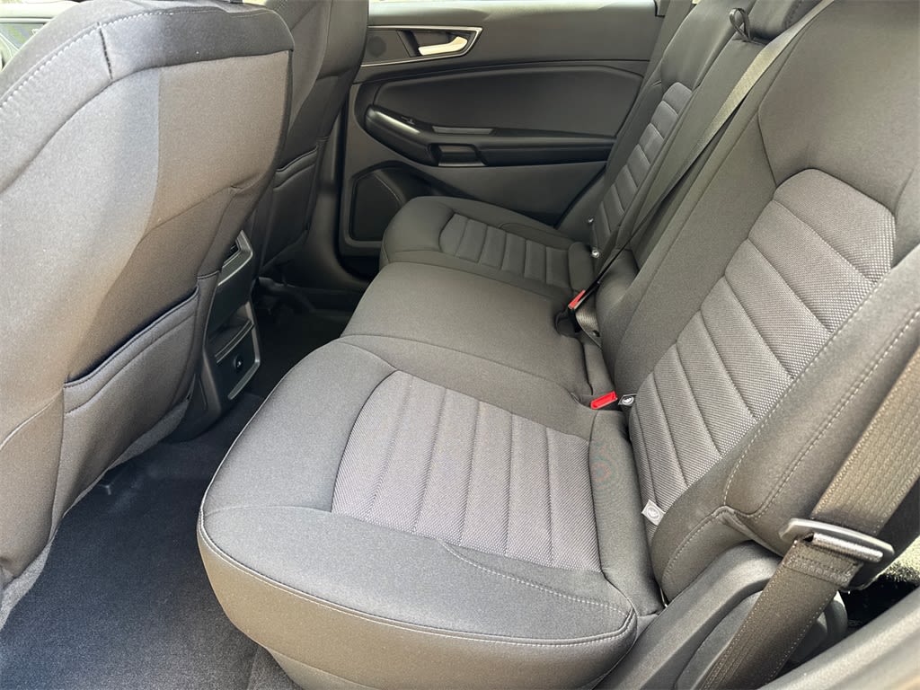 Thumbnail: 2024 Ford Edge - 23