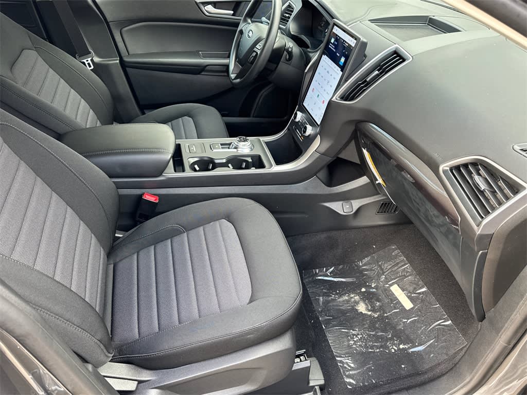 Thumbnail: 2024 Ford Edge - 10