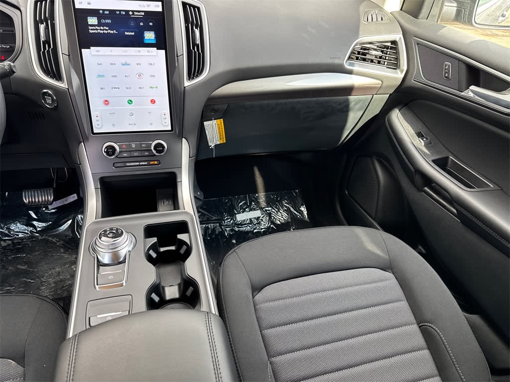 Thumbnail: 2024 Ford Edge - 13