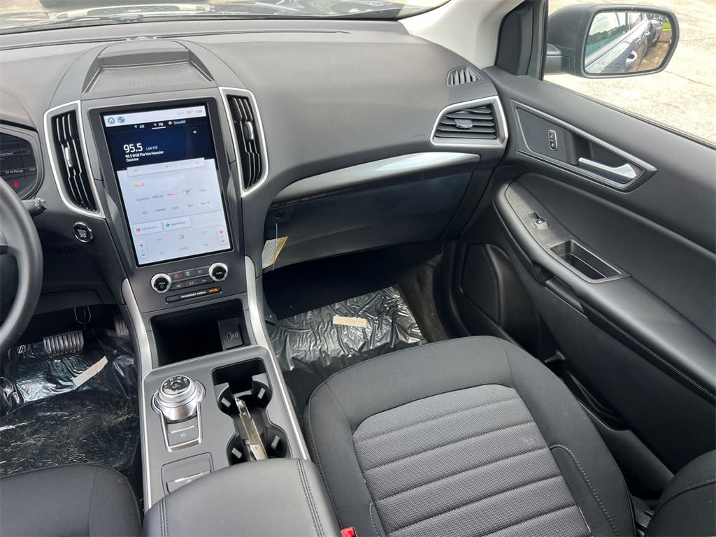 Thumbnail: 2024 Ford Edge - 12