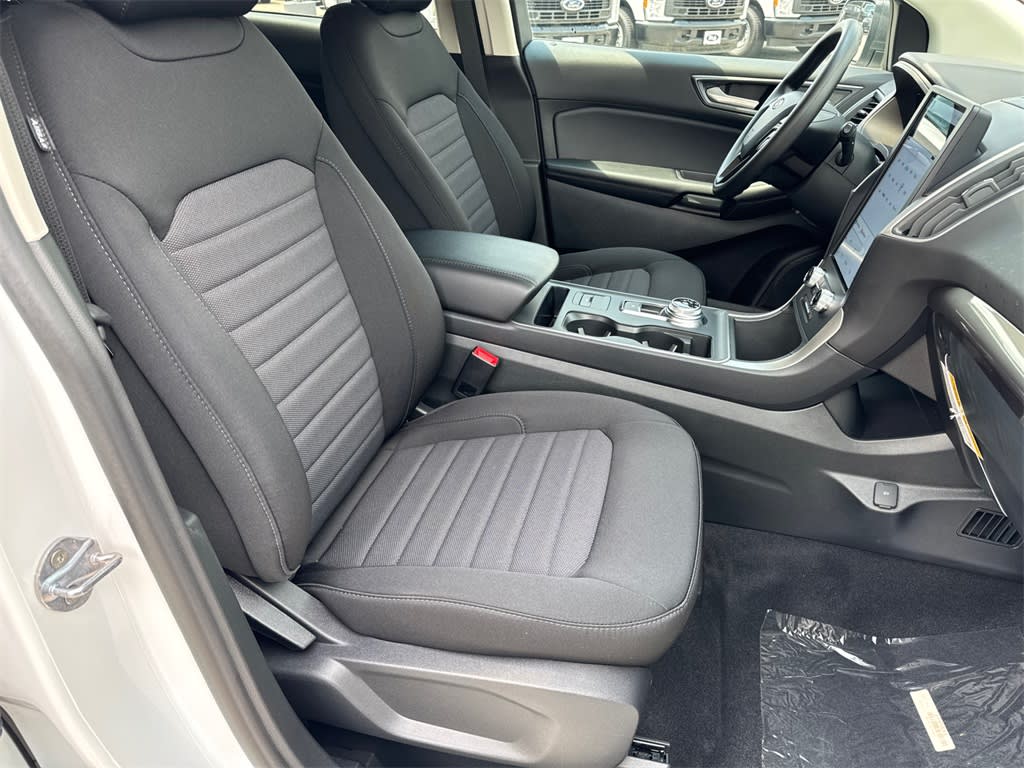 Thumbnail: 2024 Ford Edge - 10