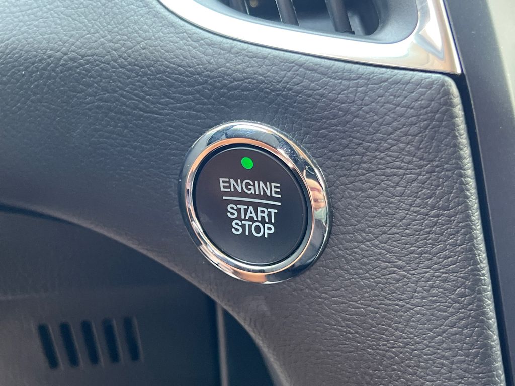 Thumbnail: 2022 Ford Edge - 33